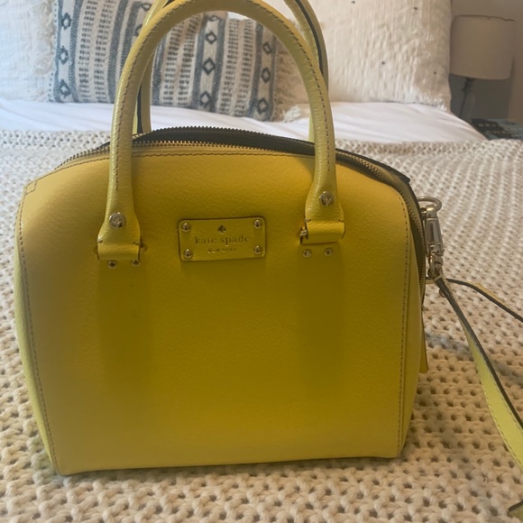 Kate Spade Purse - Picture 2 of 4